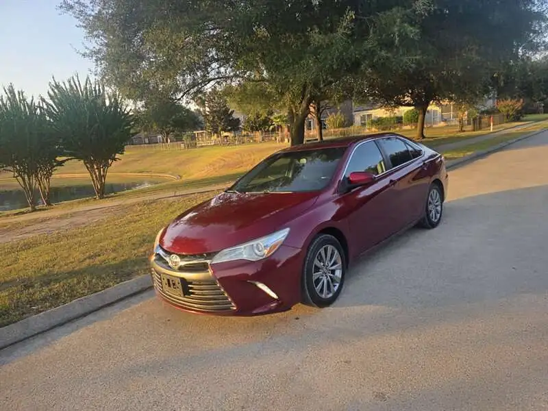 2016 Toyota Camry XLE