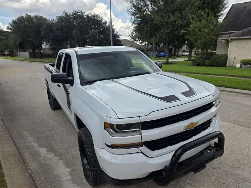 2017 Chevrolet Silverado 1500 Custom