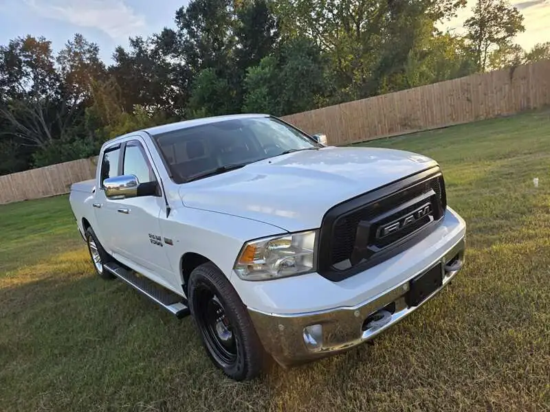 2018 Dodge Ram 1500 Lone Star Silver