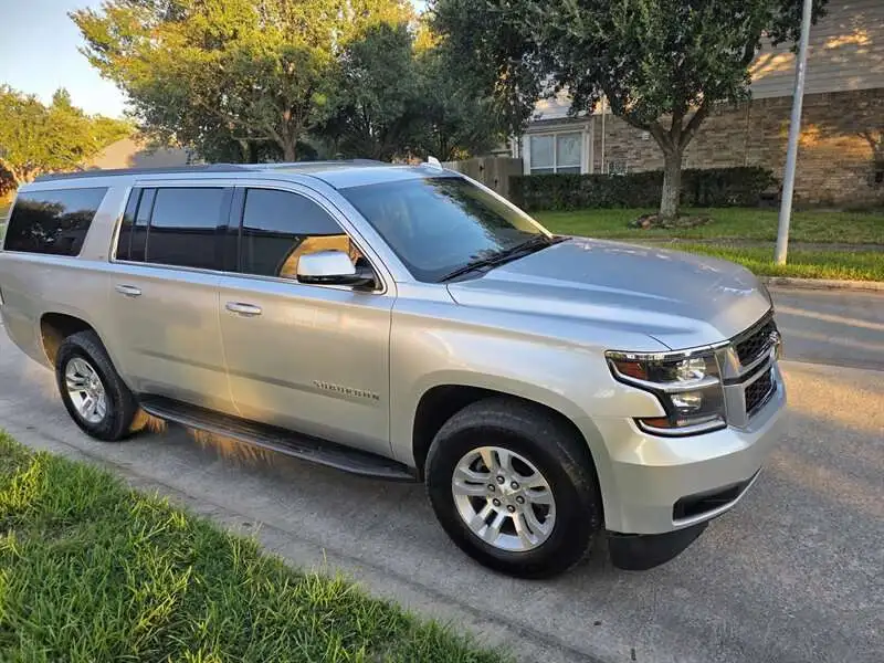 2019 Chevrolet Suburban LT