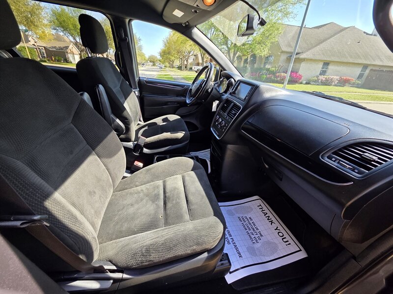 2017 Dodge Grand Caravan SE