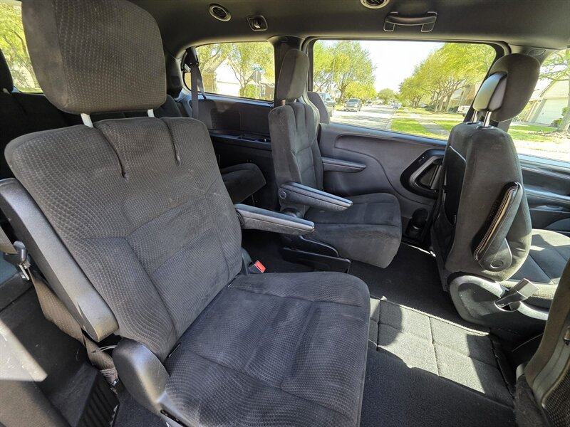 2017 Dodge Grand Caravan SE