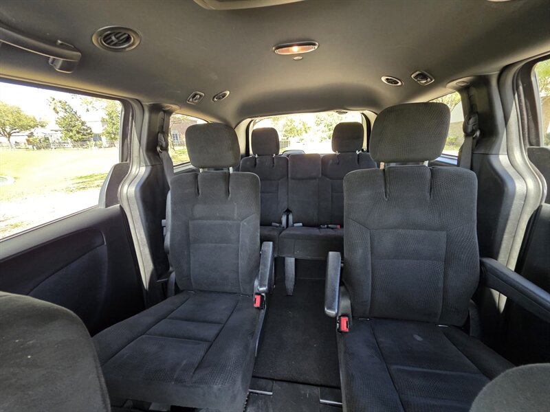 2017 Dodge Grand Caravan SE