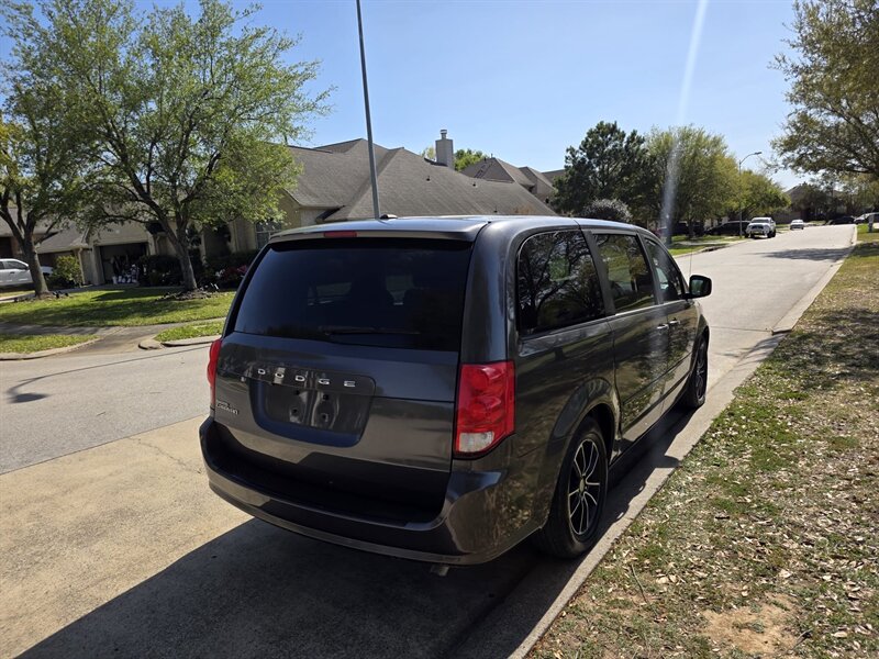 2017 Dodge Grand Caravan SE