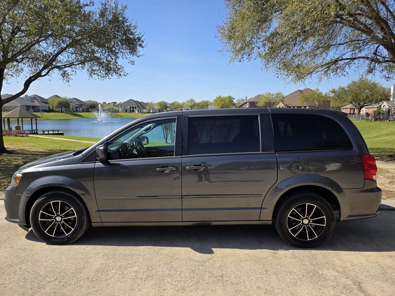 2017 Dodge Grand Caravan SE