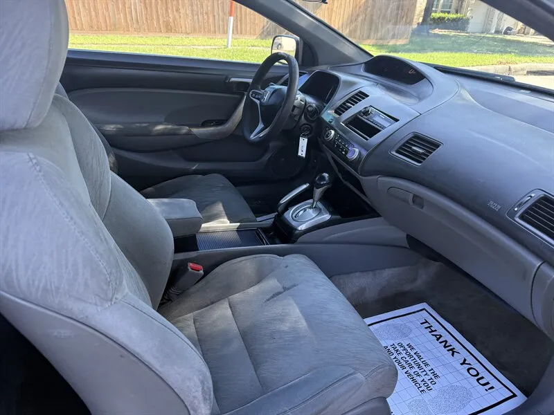 Interior of Used 2006 Honda Civic EX for sale in Springs TX