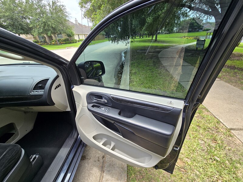 2014 Dodge Grand Caravan SXT