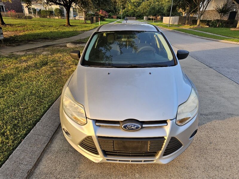 2012 Ford Focus S