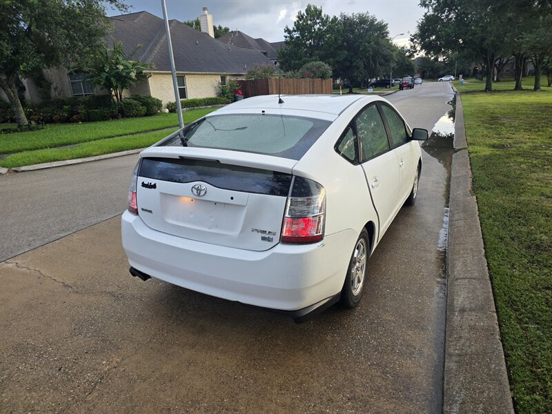 2005 Toyota Prius