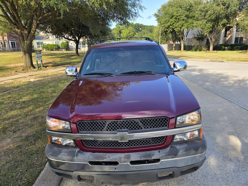2004 Chevrolet Avalanche 1500 4dr 1500 Crew Cab SB