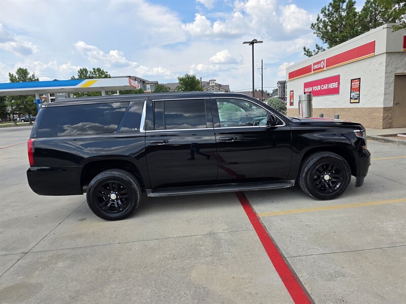 2015 Chevrolet Suburban LS