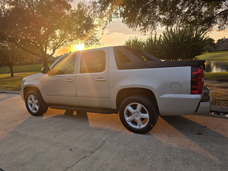 2008 Chevrolet Avalanche LT