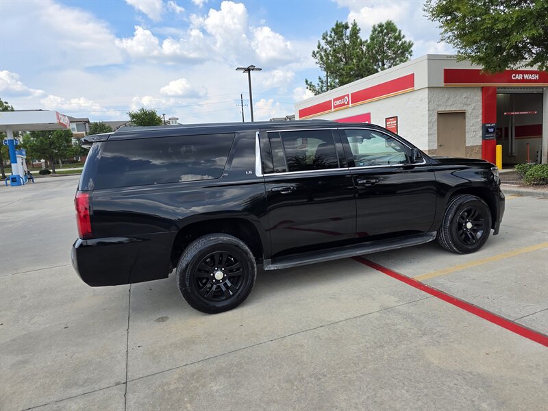 2015 Chevrolet Suburban LS