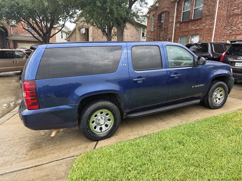 2007 Chevrolet Suburban LS
