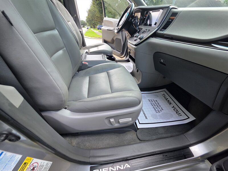 2015 Toyota Sienna XLE Premium 7-Passenger