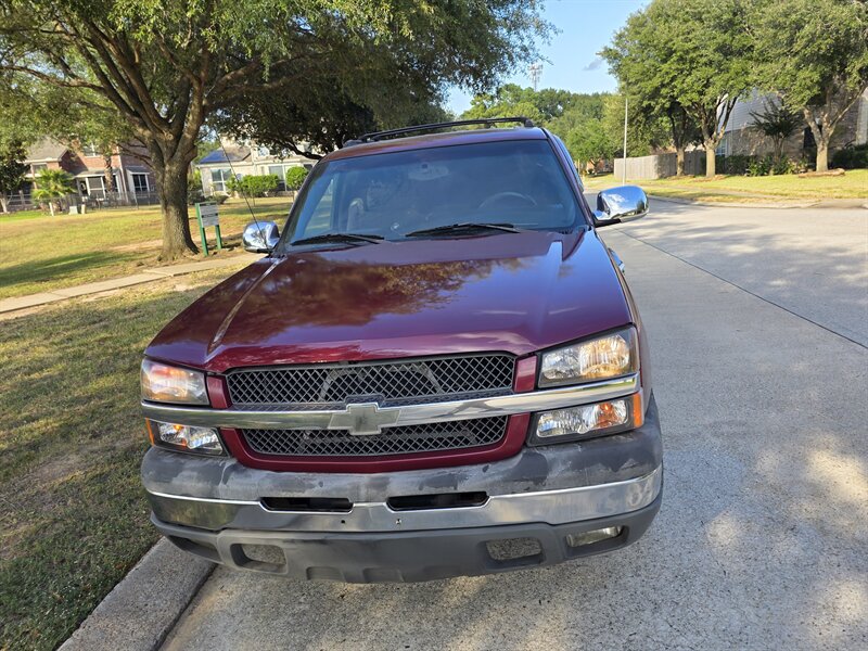 2004 Chevrolet Avalanche 1500 4dr 1500 Crew Cab SB