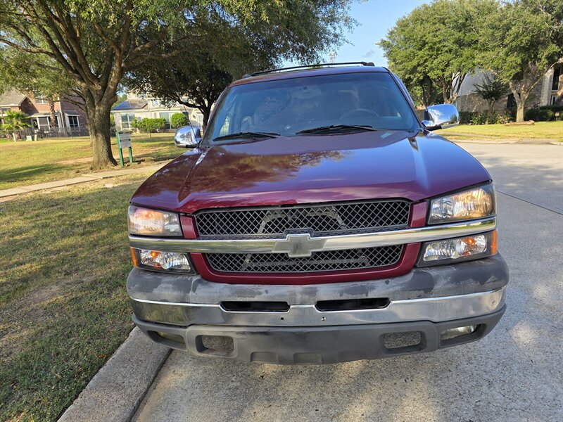 2004 Chevrolet Avalanche 1500 4dr 1500 Crew Cab SB