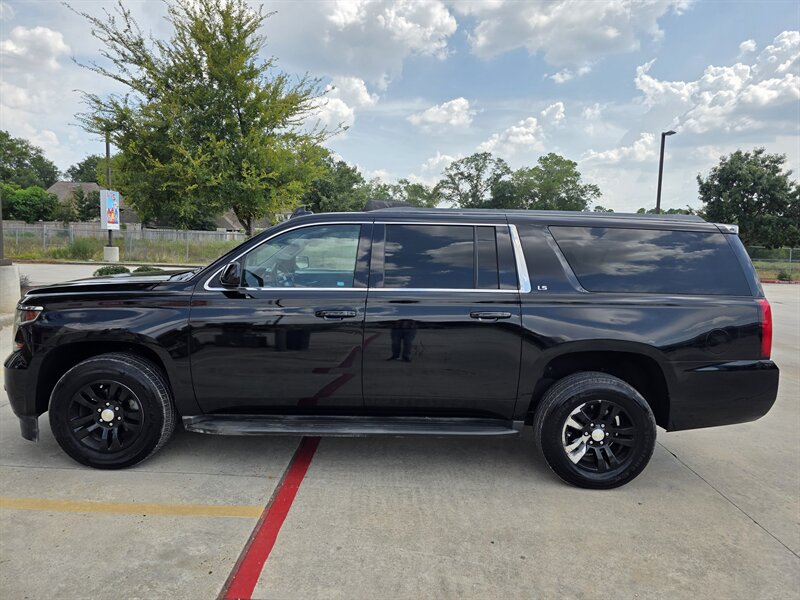2015 Chevrolet Suburban LS