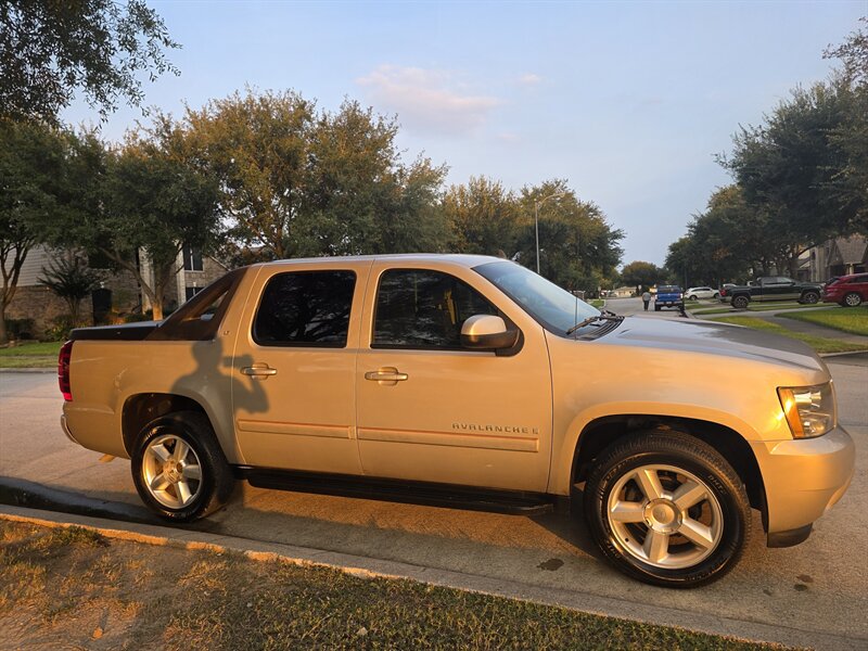2008 Chevrolet Avalanche LT