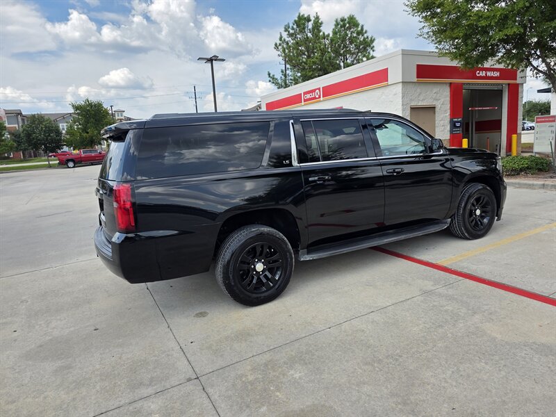 2015 Chevrolet Suburban LS
