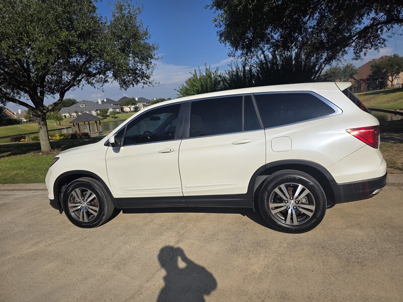 2017 Honda Pilot EX