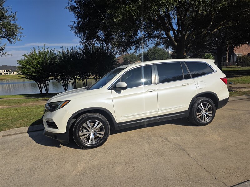 2017 Honda Pilot EX