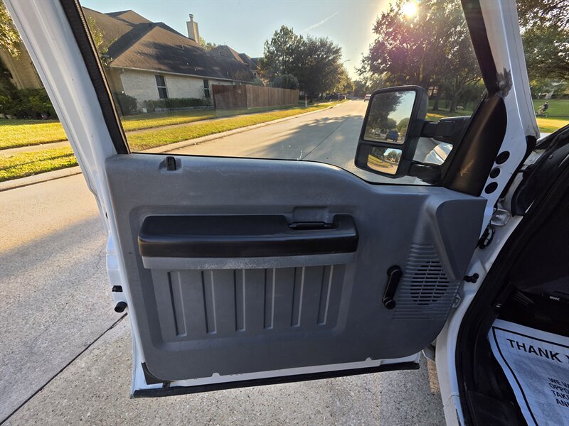 2011 Ford F-250 Super Duty XLT