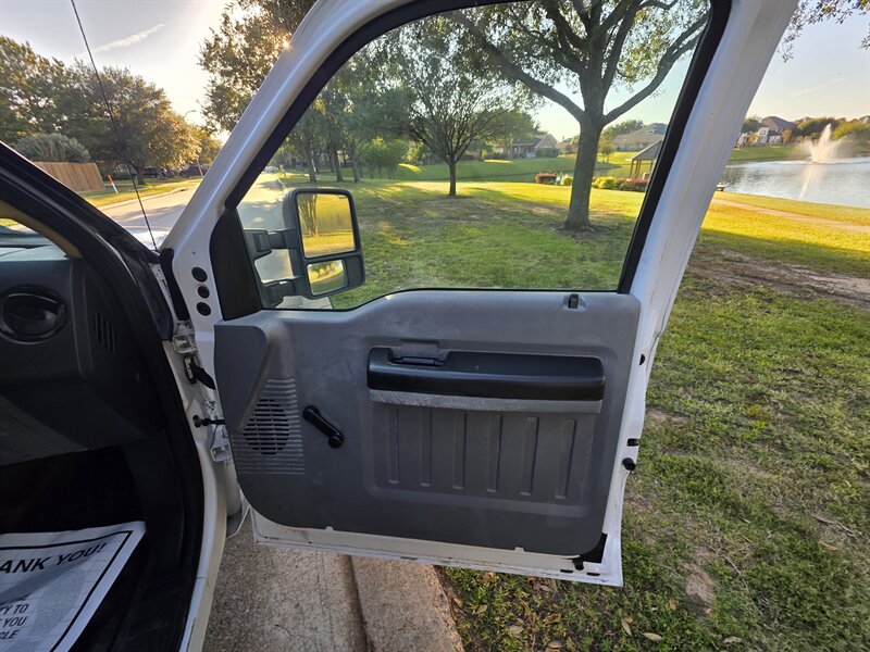 2011 Ford F-250 Super Duty XLT