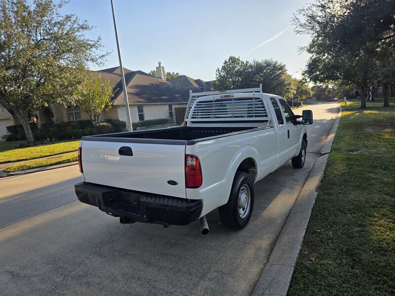 2011 Ford F-250 Super Duty XLT