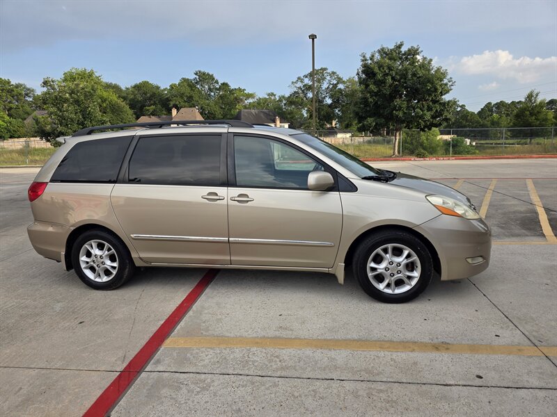 2006 Toyota Sienna XLE - Photo 13