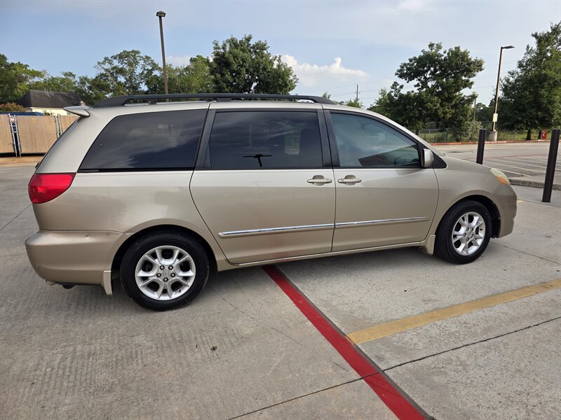 2006 Toyota Sienna XLE - Photo 14