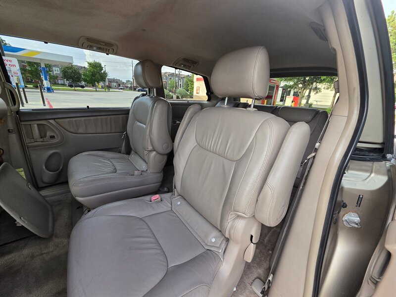 2006 Toyota Sienna XLE - Photo 24