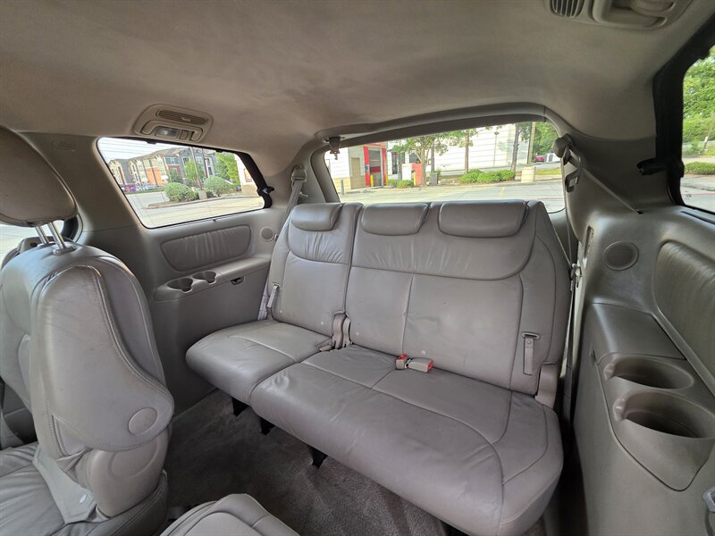 2006 Toyota Sienna XLE - Photo 27