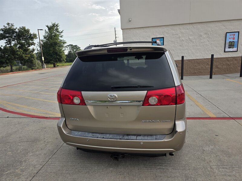 2006 Toyota Sienna XLE - Photo 19