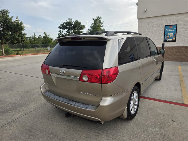 2006 Toyota Sienna XLE - Photo 16