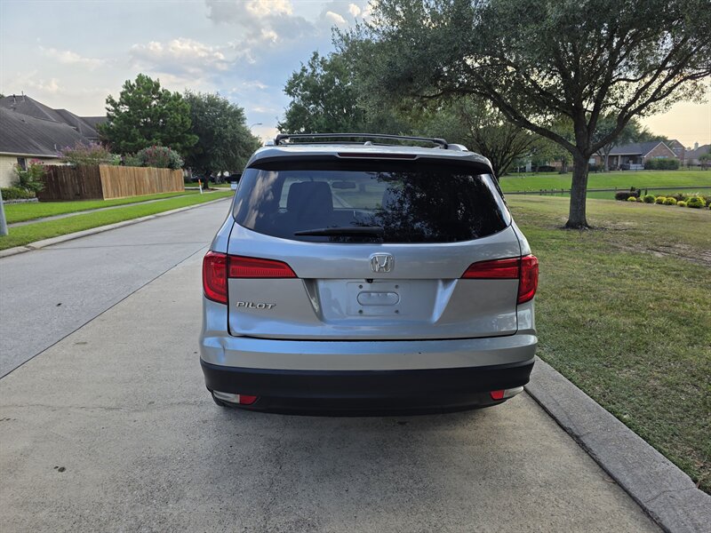 2017 Honda Pilot EX-L - Photo 23
