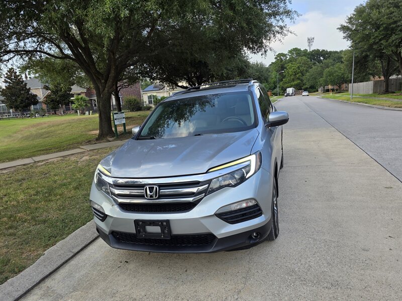 2017 Honda Pilot EX-L - Photo 7