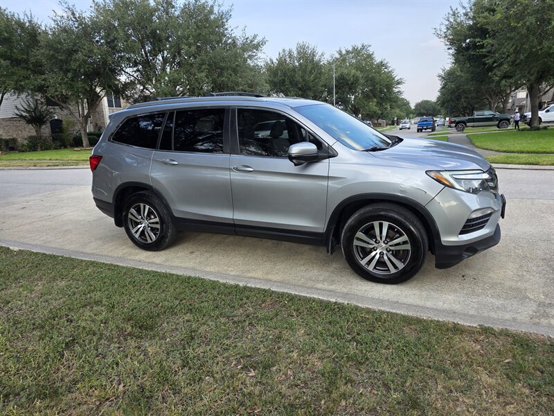 2017 Honda Pilot EX-L - Photo 13