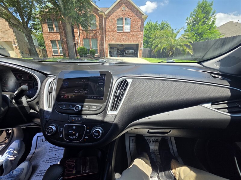 2022 Chevrolet Malibu LS