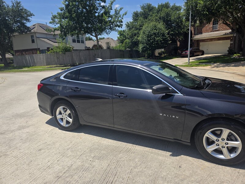 2022 Chevrolet Malibu LS