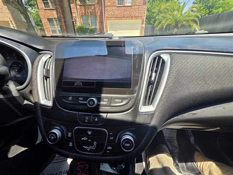 2022 Chevrolet Malibu LS