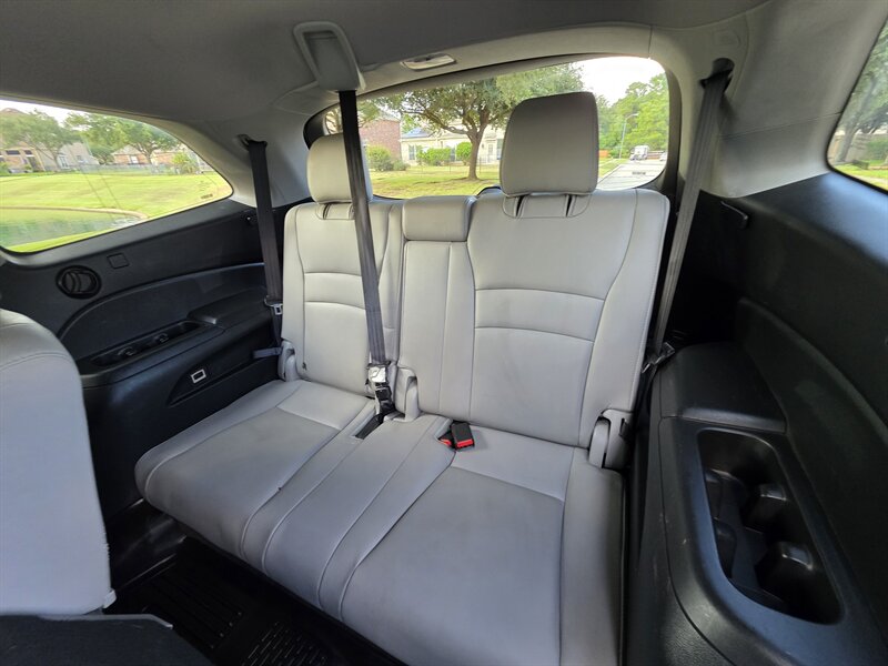 2017 Honda Pilot EX-L - Photo 33