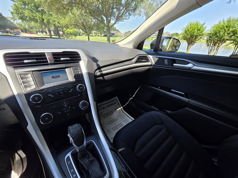 2014 Ford Fusion SE