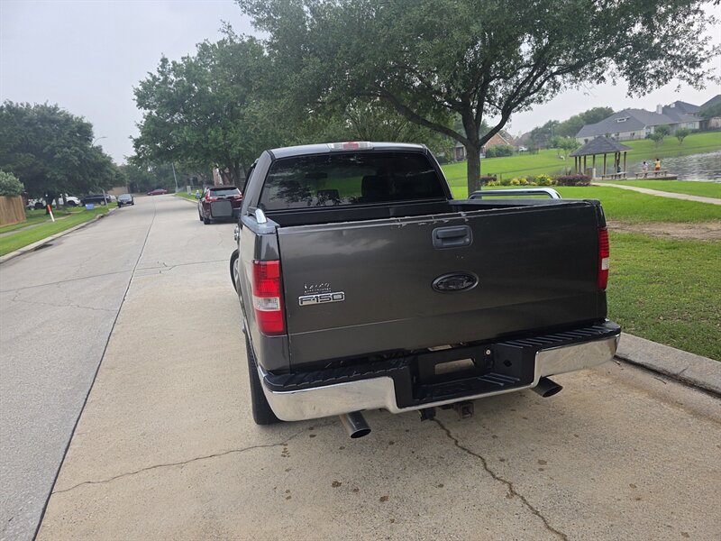 2006 Ford F-150 XLT