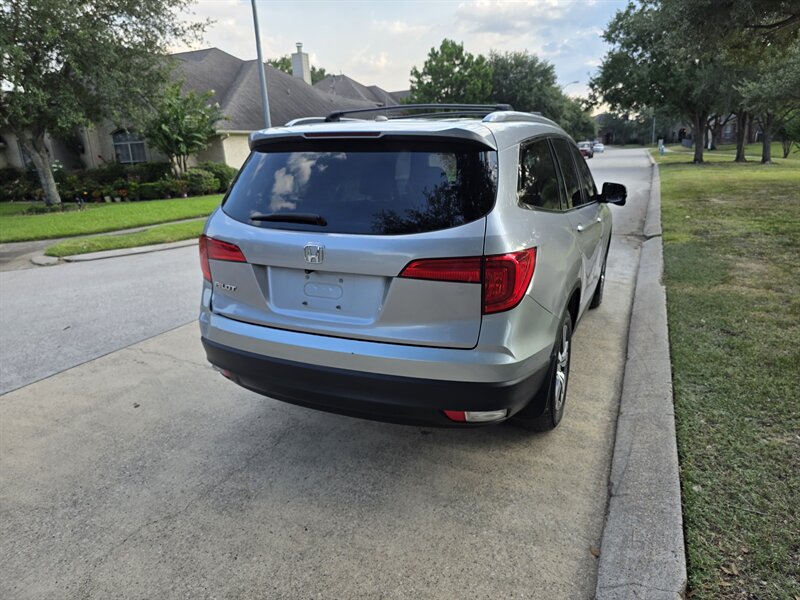 2017 Honda Pilot EX-L - Photo 22