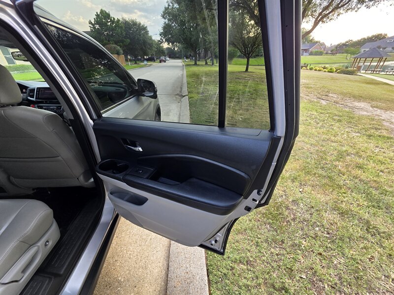 2017 Honda Pilot EX-L - Photo 39
