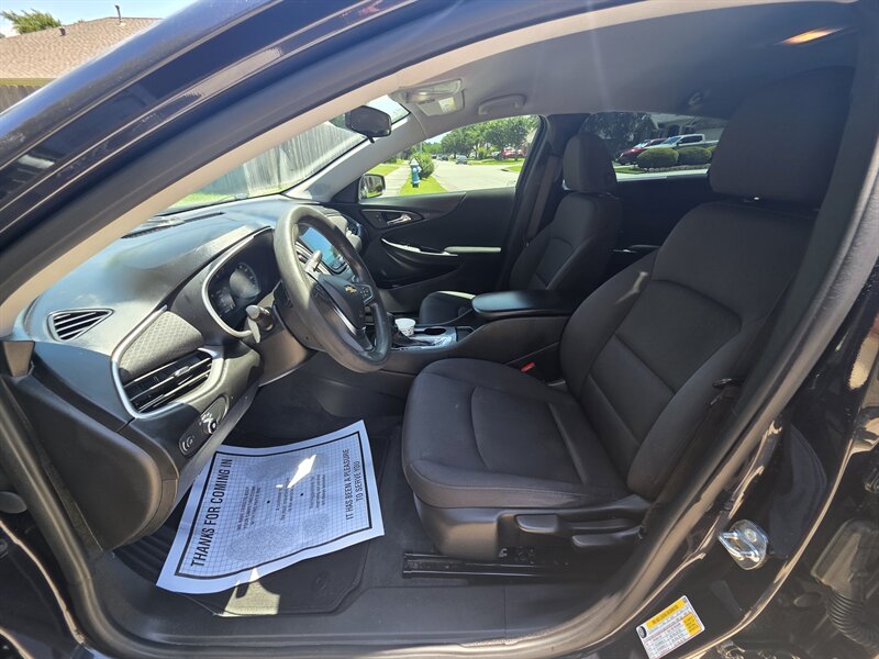 2022 Chevrolet Malibu LS