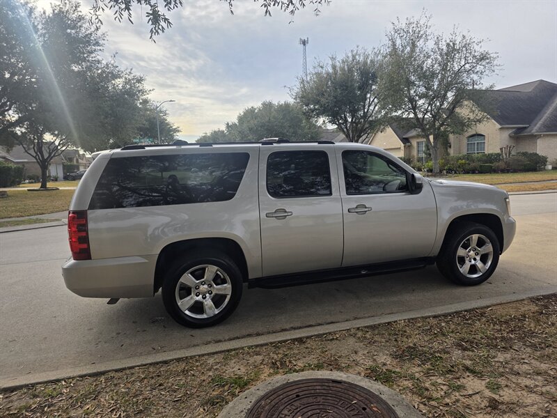2007 Chevrolet Suburban LT