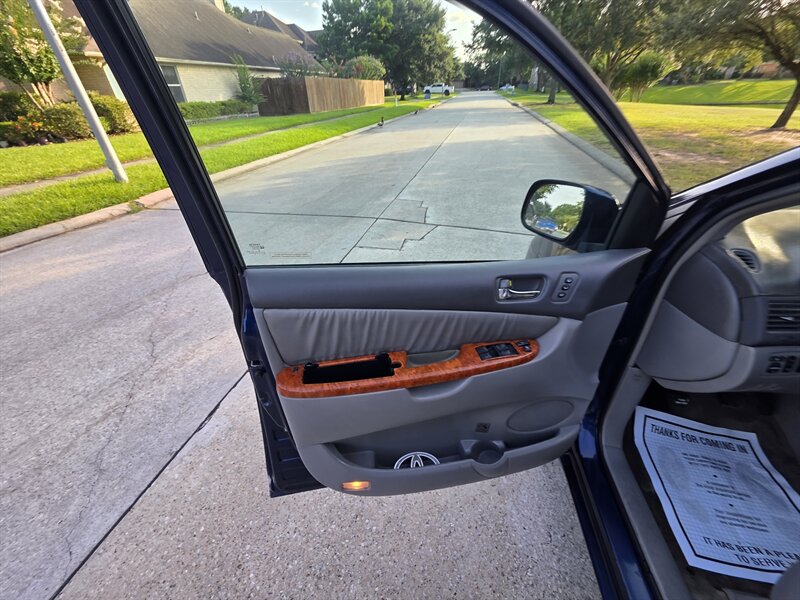 2007 Toyota Sienna XLE Limited 7-Passenger