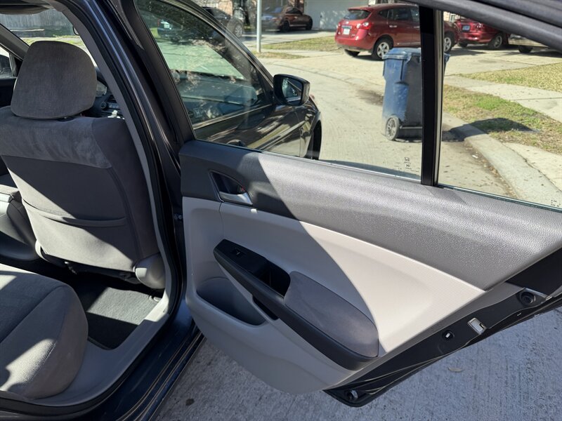 2010 Honda Accord LX-P